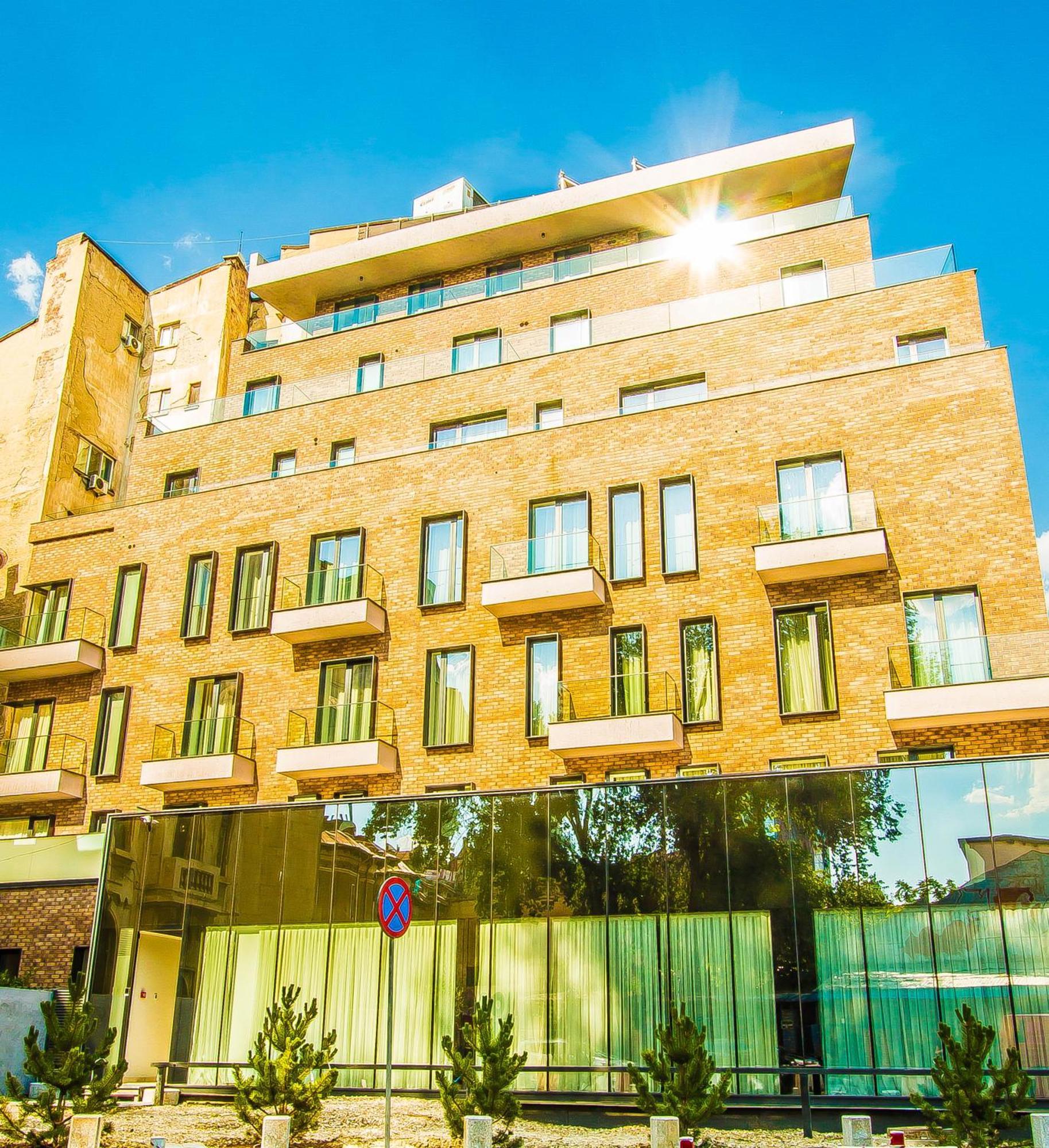 Central Carol Aparthotel 2 Bucharest Exterior photo