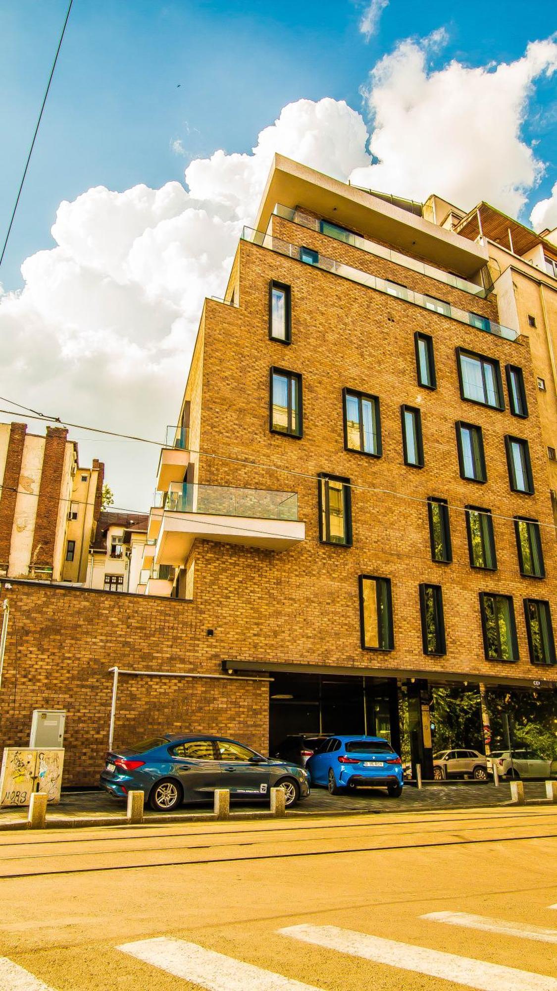 Central Carol Aparthotel 2 Bucharest Exterior photo